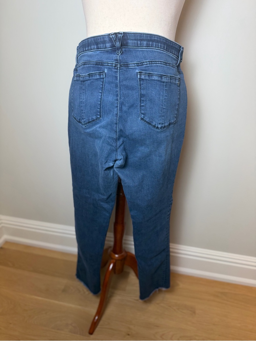 Wit & Wisdom Medium Blue Straight Leg Jeans - Picture 5 of 6